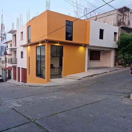 Inbed Hotel Tuxtla Gutiérrez Eksteriør billede